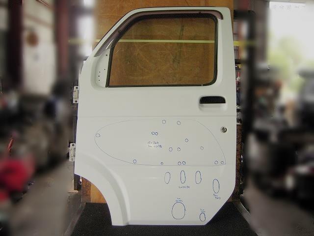 【中古】中古部品 キャリィ DA63T 左ﾌﾛﾝﾄﾄﾞｱ 【3310050100-001618172213200】