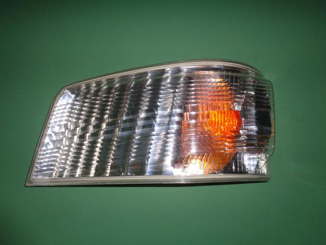 【中古】中古部品 キャンター FDA00 左ﾌｫｸﾞﾗﾝﾌﾟ 【3330810100-230906000910950】