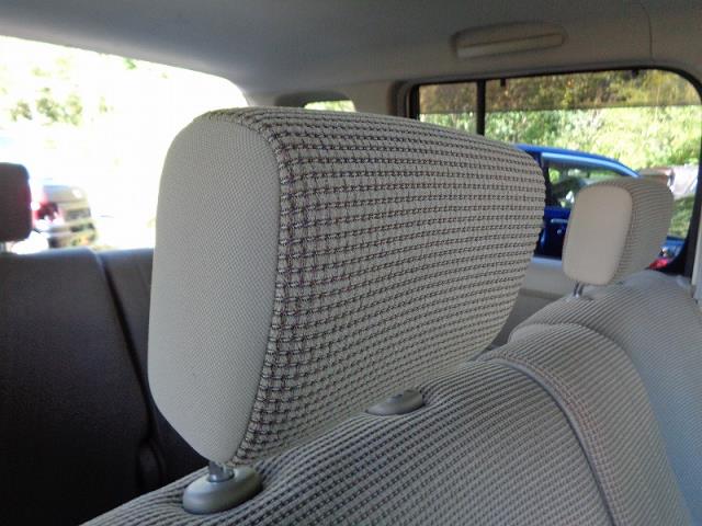 【中古】中古部品 キューブ YZ11 ﾍｯﾄﾞﾚｽﾄ 【3340030100-094830000077400】
