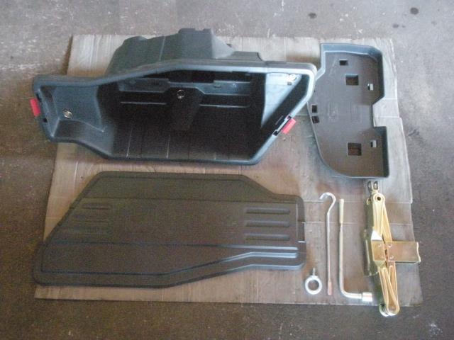【中古】中古部品 Ｚ PA1 車載工具 【3310050100-001209174777700】