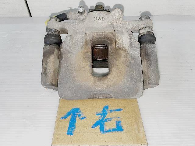 【中古】中古部品 ライフ JB7 右ﾌﾛﾝﾄｷｬﾘﾊﾟｰ 【3310050100-001697798244330】