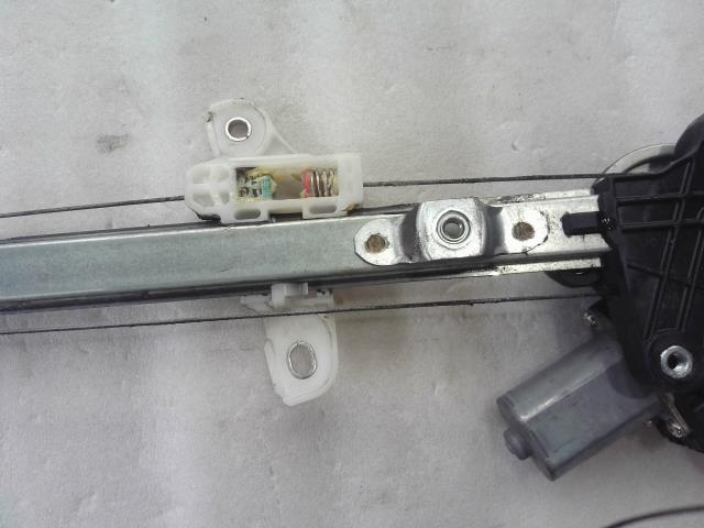 【中古】中古部品 NV100クリッパー DR17V 右ﾌﾛﾝﾄﾄﾞｱﾚｷﾞｭﾚｰﾀ･ﾓｰﾀｰ 【3260070000-230906000113120】｜e-cleマート