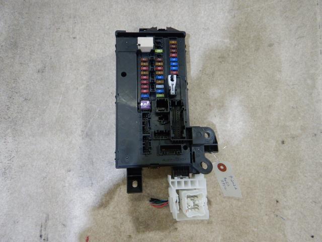 【中古】中古部品 キャスト LA250S ﾋｭｰｽﾞﾎﾞｯｸｽ 【3330810100-230911000667800】
