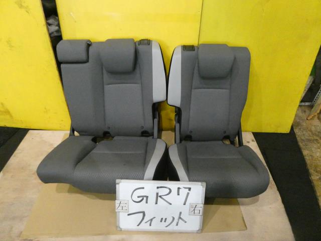 【中古】中古部品 フィット GR7 ﾘｱｼｰﾄ 【3331010600-230602001370800】