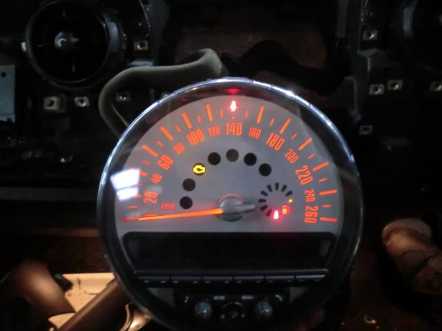 【中古】中古部品 BMW ミニ SU16 ｽﾋﾟｰﾄﾞﾒｰﾀｰ 【3331010800-000021381361400】
