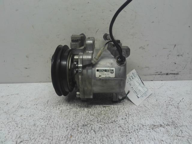 【中古】中古部品 エブリィ DA62V A/Cｺﾝﾌﾟﾚｯｻｰ 【3310160100-000004289060700】
