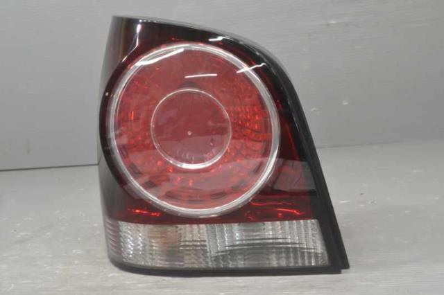 【中古】中古部品 VW ポロ 9NBUD 左ﾃｰﾙﾗﾝﾌﾟ 【3310580000-230916001915600】