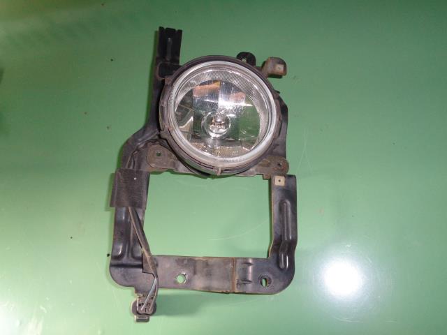 【中古】中古部品 トッポBJ H41A 右フォグランプ 【3330810100-230916000810850】|e-cleマート