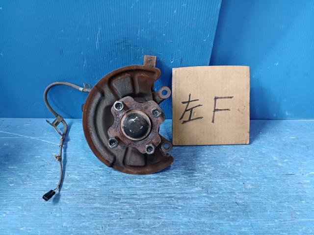 【中古】中古部品 エブリィ DA64W 左ﾌﾛﾝﾄﾅｯｸﾙﾊﾌﾞ 【3310050100-211109000144340】