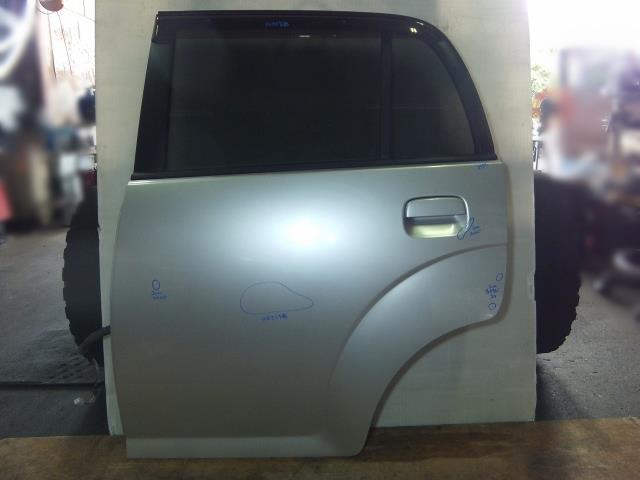 【中古】中古部品 ピノ HC24S 左ﾘｱﾄﾞｱ 【3310050100-220423000213400】