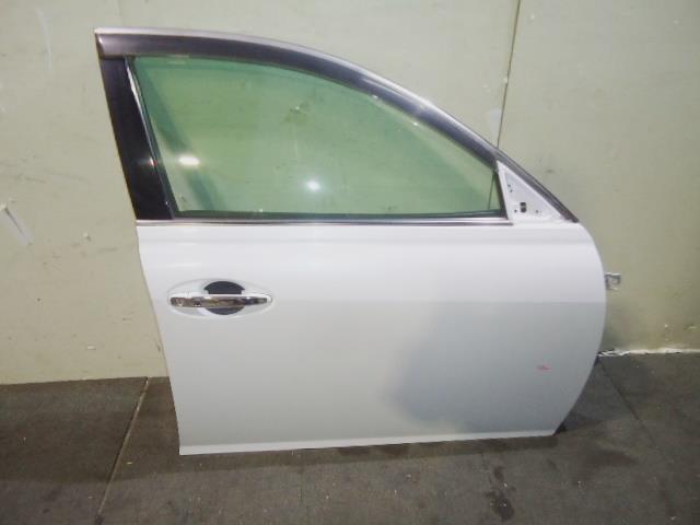 【中古】中古部品 マークＸ GRX120 右ﾌﾛﾝﾄﾄﾞｱ 【3310050100-001640757113100】