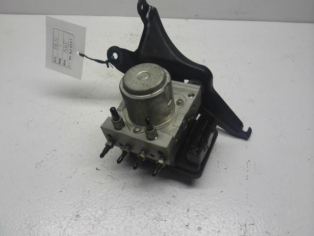 【中古】中古部品 ステップワゴン RK5 ABSアクチュエーター 【3310160100-000004242742500】