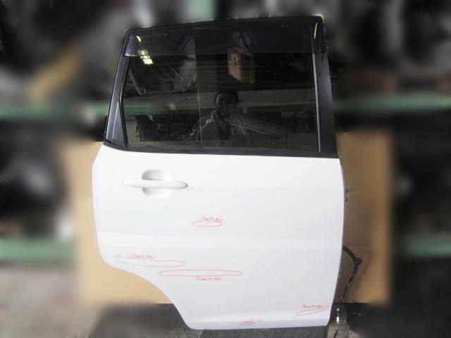 【中古】中古部品 ムーヴ L175S 右ﾘｱﾄﾞｱ 【3310050100-001106358313300】