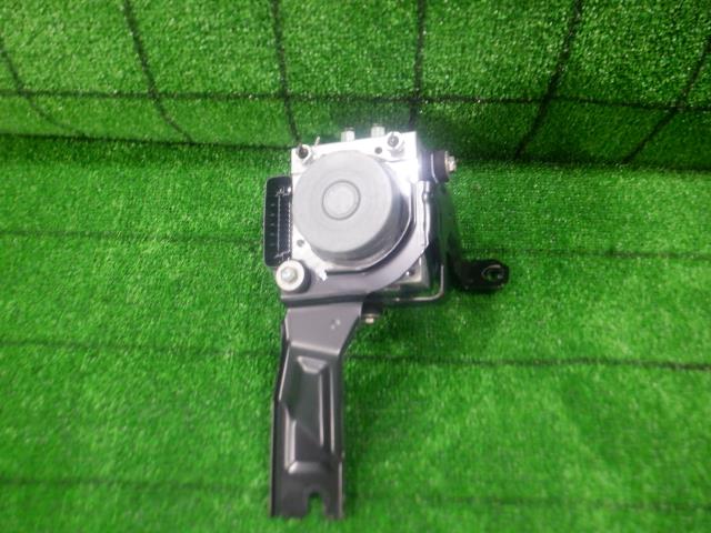 【中古】中古部品 ラパン HE33S ABSｱｸﾁｭｴｰﾀｰ 【3330420100-230916000142500】