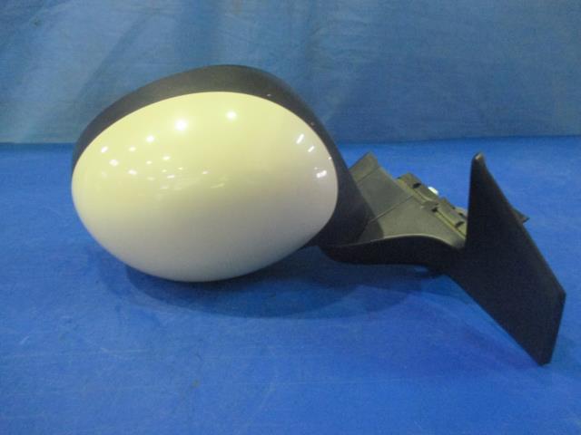 【中古】中古部品 ＭＲワゴン MF22S 右ｻｲﾄﾞﾐﾗｰ 【3310160100-001361669513500】