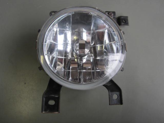 【中古】中古部品 プレオ RA2 左ﾌｫｸﾞﾗﾝﾌﾟ 【3310050100-001078911310950】