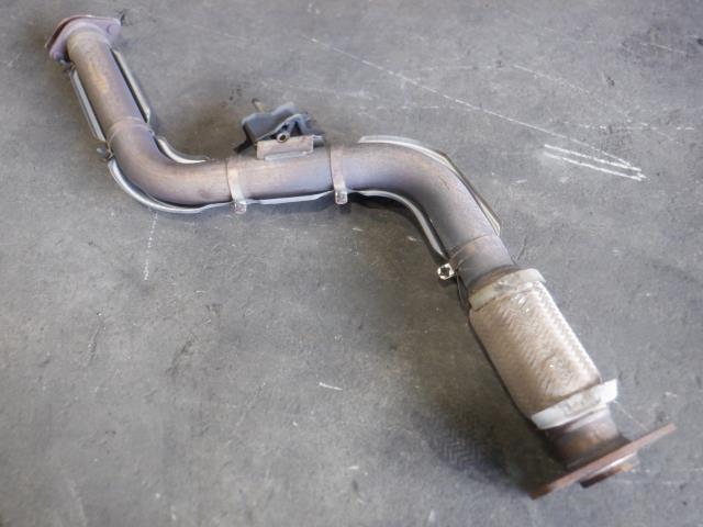 【中古】中古部品 スカイライン ZV37 ﾌﾛﾝﾄｴｷｿﾞｰｽﾄﾊﾟｲﾌﾟ 【3340140100-000023360122200】