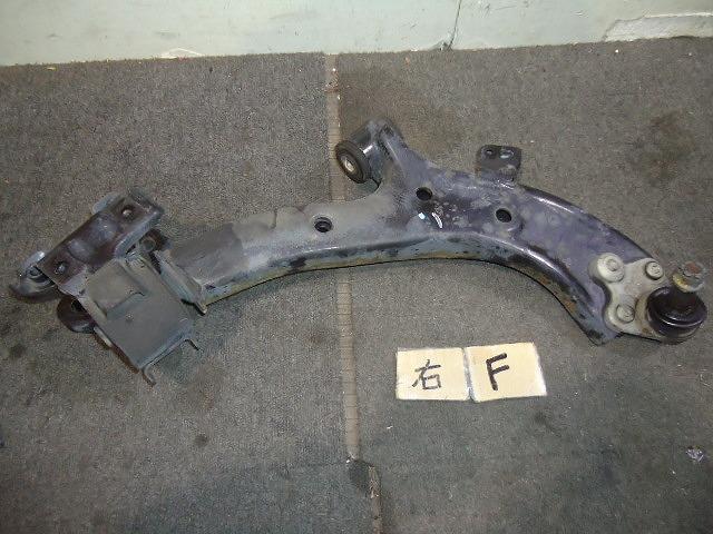 【中古】中古部品 ＣＲ－Ｖ RE3 右ﾌﾛﾝﾄﾛｱｱｰﾑ 【3310050100-001646127851720】