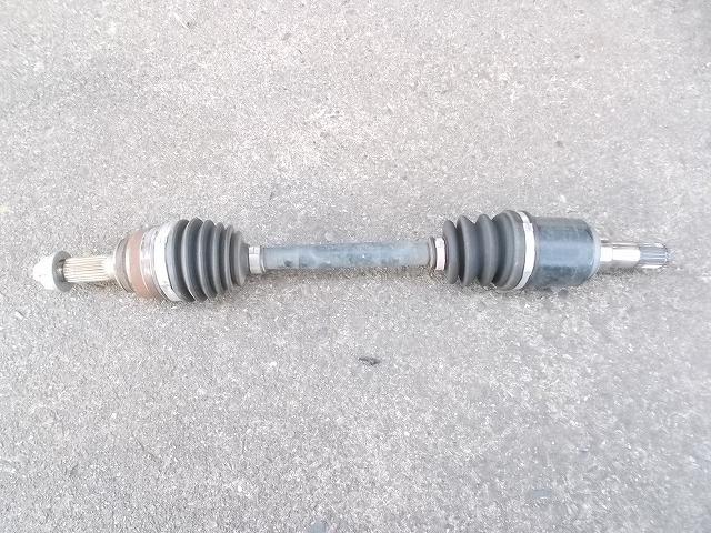 【中古】中古部品 キャリィ DA16T 左ﾌﾛﾝﾄﾄﾞﾗｲﾌﾞｼｬﾌﾄ 【3330510100-231003000142200】