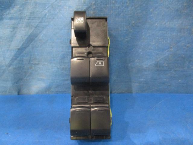 【中古】中古部品 ｅＫカスタム B11W ﾊﾟﾜｰｳｲﾝﾄﾞｳｽｲｯﾁ 【3310160100-000004299561900】 6,354円