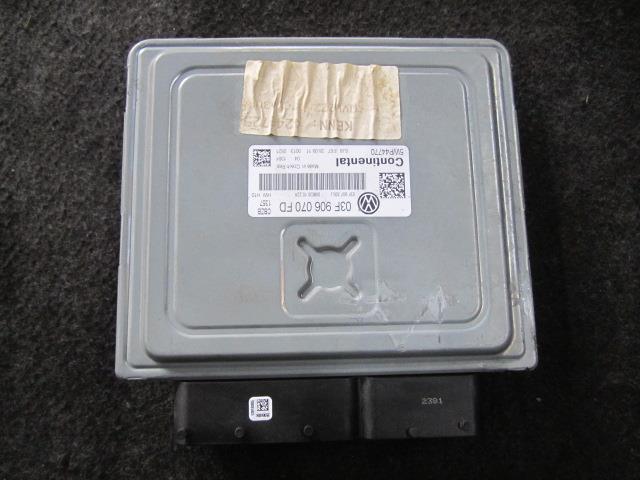 【中古】中古部品 VW ポロ 6RCBZ ｴﾝｼﾞﾝｺﾝﾋﾟｭｰﾀｰ 【3310050100-001053309063100】