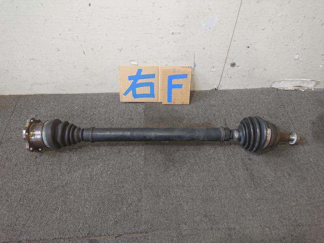 【中古】中古部品 VW ニュービートル 9CAQY 右ﾌﾛﾝﾄﾄﾞﾗｲﾌﾞｼｬﾌﾄ 【3310050100-001657951842100】