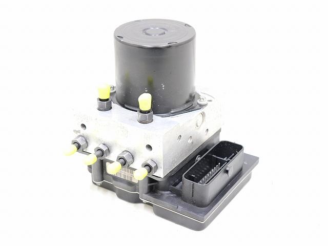 【中古】中古部品 VW ポロ 9NBKY ABSｱｸﾁｭｴｰﾀｰ 【3310070100-000213011242500】