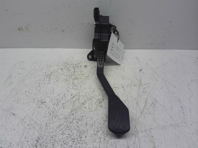 【中古】中古部品 タント LA650S ﾍﾟﾀﾞﾙ 【3310160100-000004299877500】