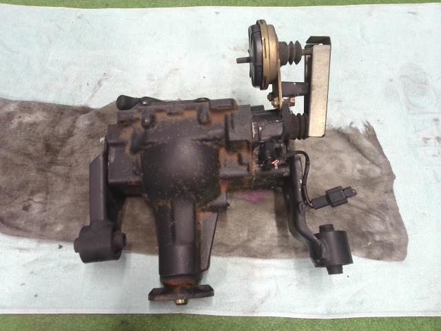 【中古】中古部品 クリッパー U72V フロントリジットデフ 【3310200100-000020263841120】