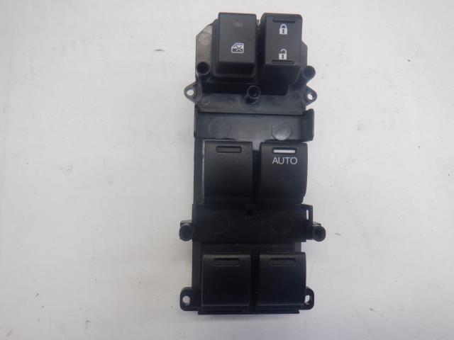 【中古】中古部品 グレイス GM4 ﾊﾟﾜｰｳｲﾝﾄﾞｳｽｲｯﾁ 【3310250100-000233020661900】