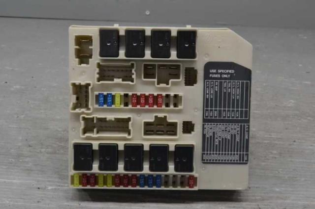 楽天市場】【中古】中古部品 キューブ Z12 ﾋｭｰｽﾞﾎﾞｯｸｽ