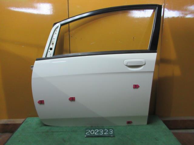 【中古】中古部品 アイミーブ HA3W 左ﾌﾛﾝﾄﾄﾞｱ 【3310120100-231021000413200】