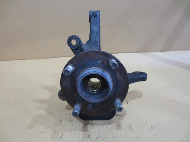 【中古】中古部品 アルト HA25V 左ﾌﾛﾝﾄﾅｯｸﾙﾊﾌﾞ 【3330460100-000001563544340】