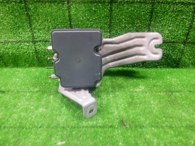 【中古】中古部品 スペーシア MK53S ABSｱｸﾁｭｴｰﾀｰ 【3330420100-231020000142500】