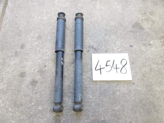 【中古】中古部品 ベンツ Bクラス 245233 右ﾘｱｼｮｯｸｱﾌﾞｿｰﾊﾞｰ 【3500170000-231024505550700】