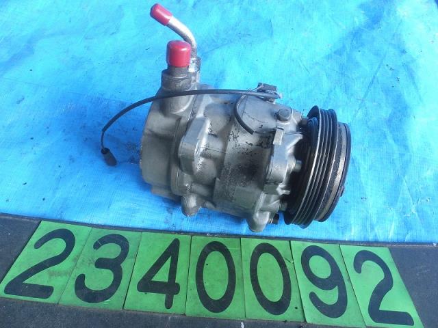 【中古】中古部品 UD日産大型車 CD48J A/Cコンプレッサー 【3310040100-000234009260700】