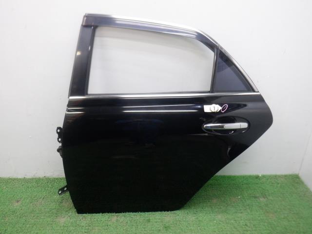 【中古】中古部品 マークＸ GRX120 左ﾘｱﾄﾞｱ 【3310250100-000233019913400】