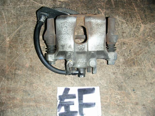 【中古】中古部品 ｅＫワゴン H82W 左ﾌﾛﾝﾄｷｬﾘﾊﾟｰ 【3310050100-001667931444360】