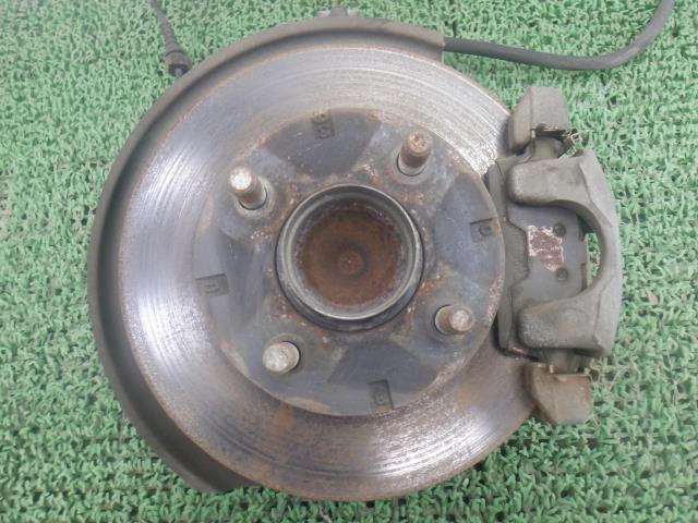 【中古】中古部品 アイ HA1W 右ﾌﾛﾝﾄﾅｯｸﾙﾊﾌﾞ 【3310250100-000233027944310】