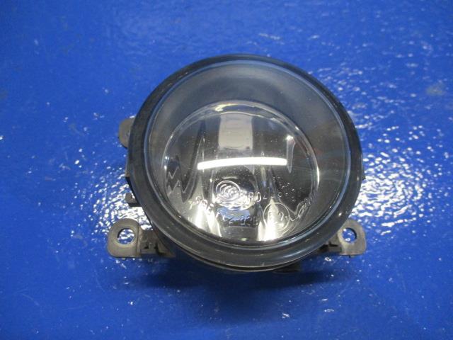 【中古】中古部品 フレア MJ34S 右ﾌｫｸﾞﾗﾝﾌﾟ 【3310270100-000013885010850】