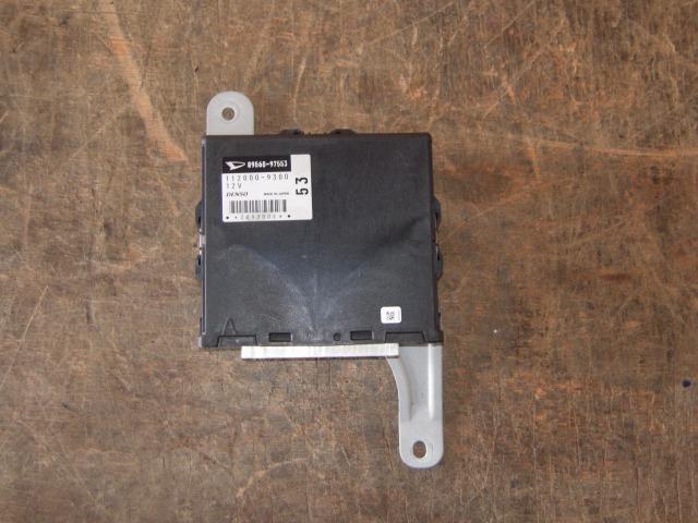 【中古】中古部品 ハイゼットアトレ S220G ｴﾝｼﾞﾝｺﾝﾋﾟｭｰﾀｰ 【3310050100-001527764263100】