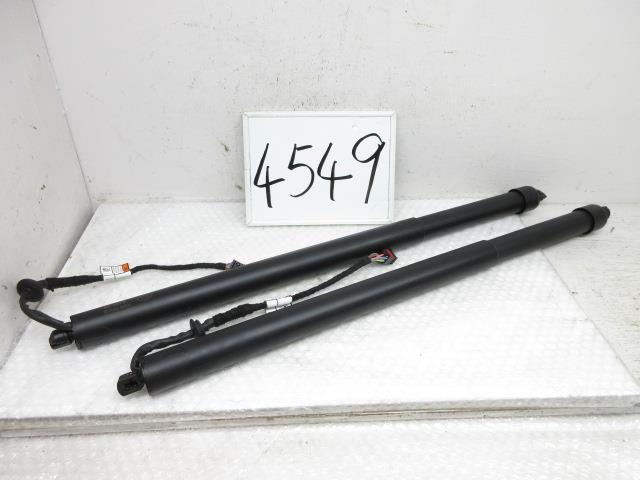 【中古】中古部品 レンジローバーヴェラール LY3VA ﾊﾞｯｸﾄﾞｱﾀﾞﾝﾊﾟｰ 【3500170000-231104501077250】