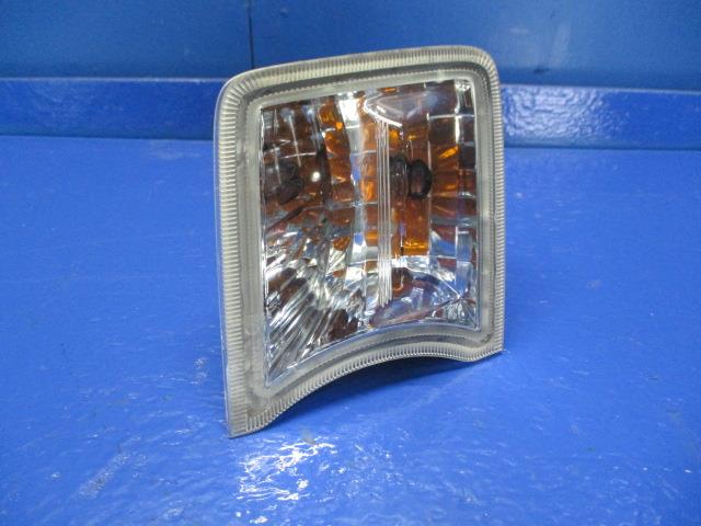 【中古】中古部品 プリウス ZVW30 左ｸﾘｱﾗﾝｽﾗﾝﾌﾟ 【3310270100-000013893911100】