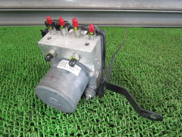 【中古】中古部品 フリード GB4 ABSｱｸﾁｭｴｰﾀｰ 【3330540100-231106001042500】