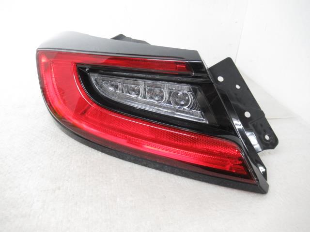 【中古】中古部品 ８６ ZN8 左ﾃｰﾙﾗﾝﾌﾟ 【3380050000-000035052415600】