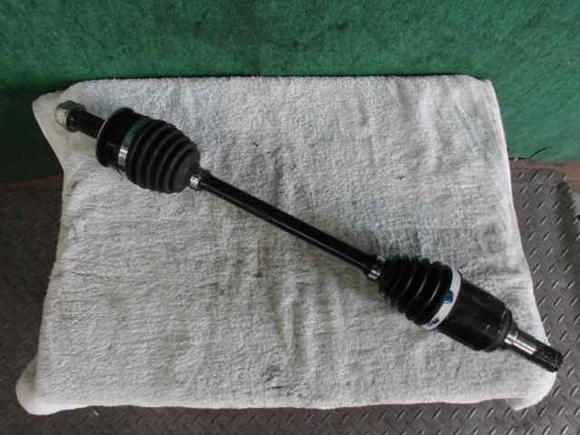 【中古】中古部品 アルト HA36S 左ﾌﾛﾝﾄﾄﾞﾗｲﾌﾞｼｬﾌﾄ 【3310420000-000002226742200】