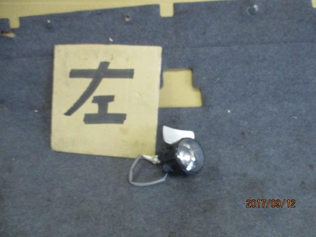 【中古】中古部品 ＡＺワゴン MJ23S 左ﾌｫｸﾞﾗﾝﾌﾟ 【3331010600-001379486310950】