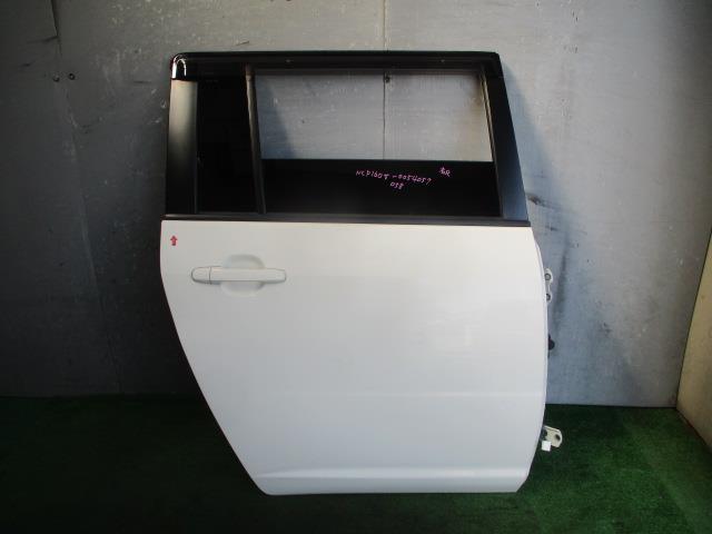 【中古】中古部品 プロボックス NCP160V 右ﾘｱﾄﾞｱ 【3330560100-231118000113300】