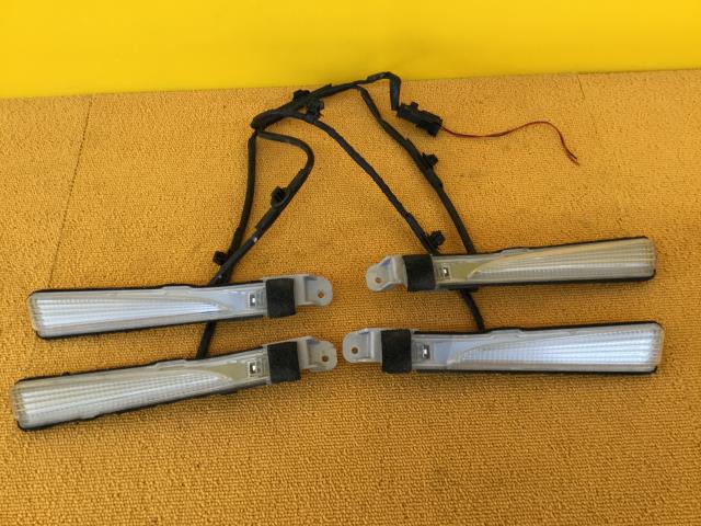 【中古】中古部品 ワゴンＲ MH44S その他 ﾗﾝﾌﾟ類 【3330960100-000052162269200】