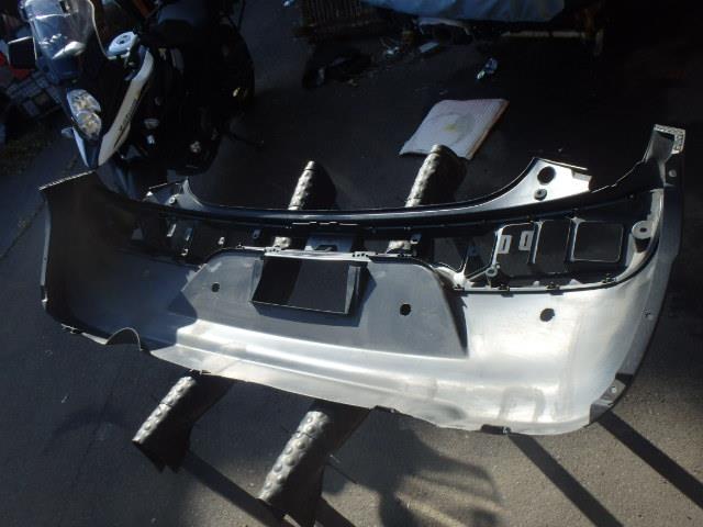 【中古】中古部品 クロスビー MN71S ﾘｱﾊﾞﾝﾊﾟｰﾌｪｰｽ 【3331010800-000021509715110】